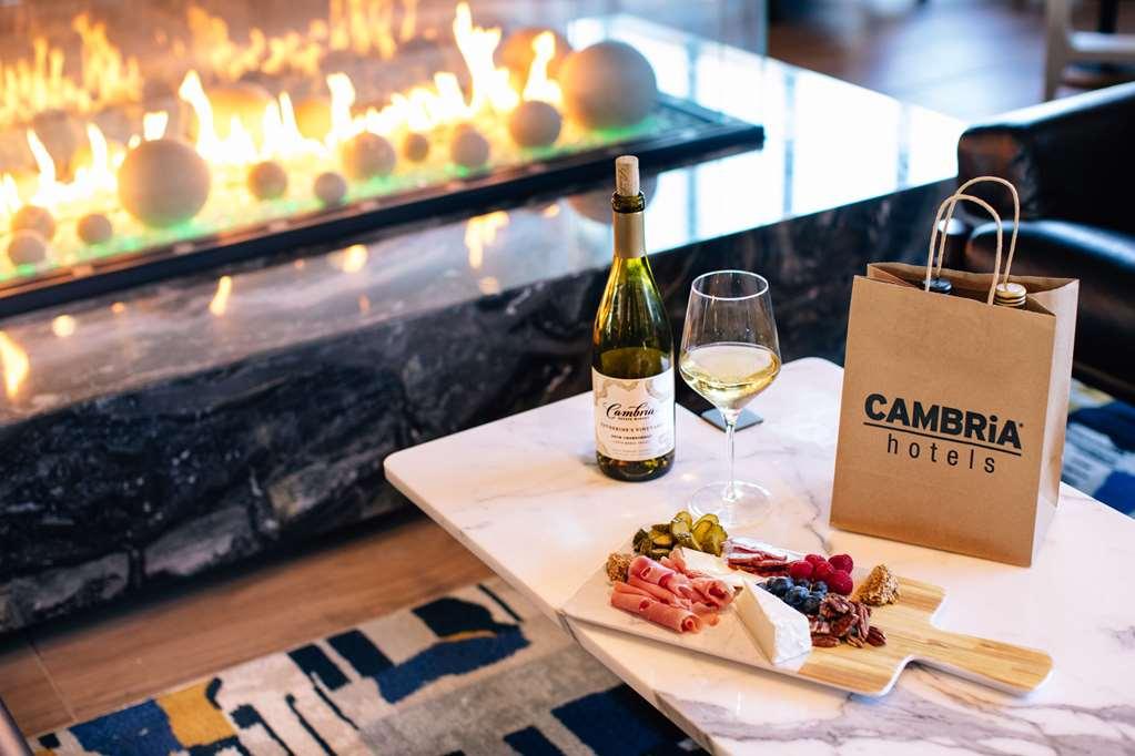 Cambria Hotel Manchester South Windsor Restaurang bild
