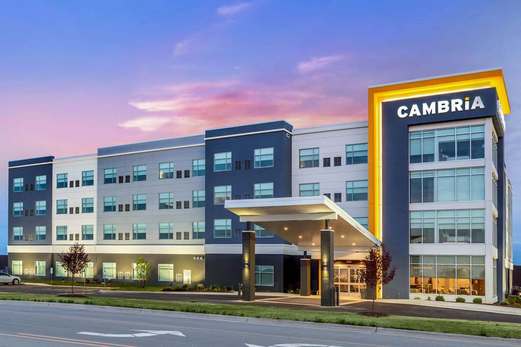 Cambria Hotel Manchester South Windsor Exteriör bild
